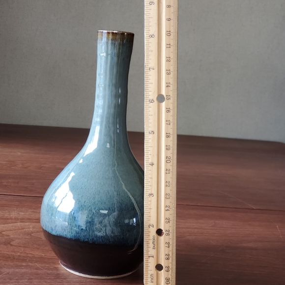 Artist Signed Long-Necked Vase Studio Pottery Beautiful 😍 - Picture 4 of 5